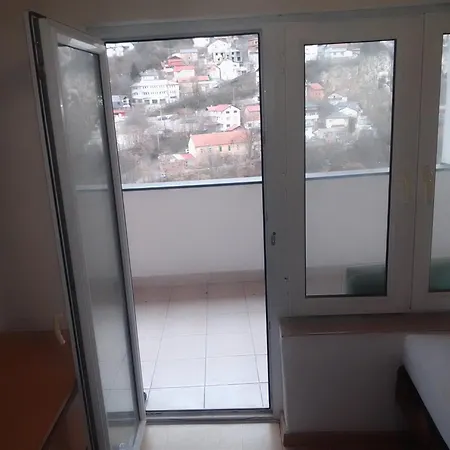 S&a * Sarajevo